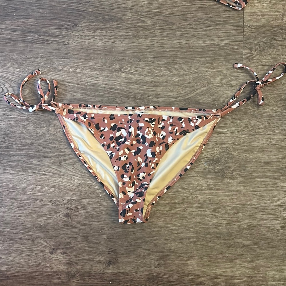 Old Navy Multicolor Bikini Bottom